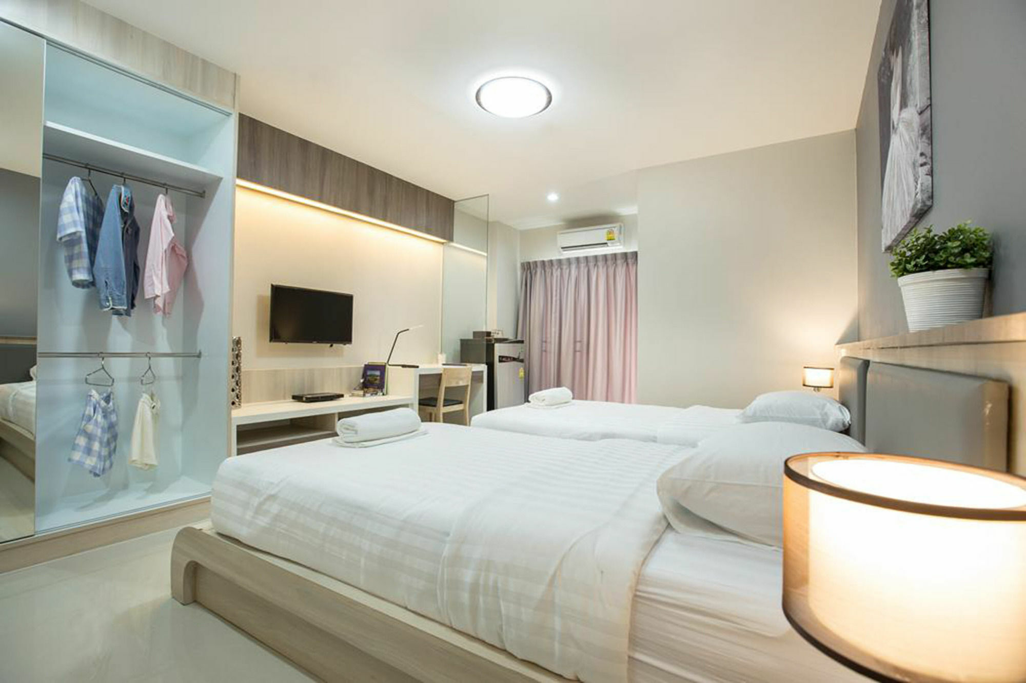 Central Place Serviced Apartment Angsila Çonburi Dış mekan fotoğraf