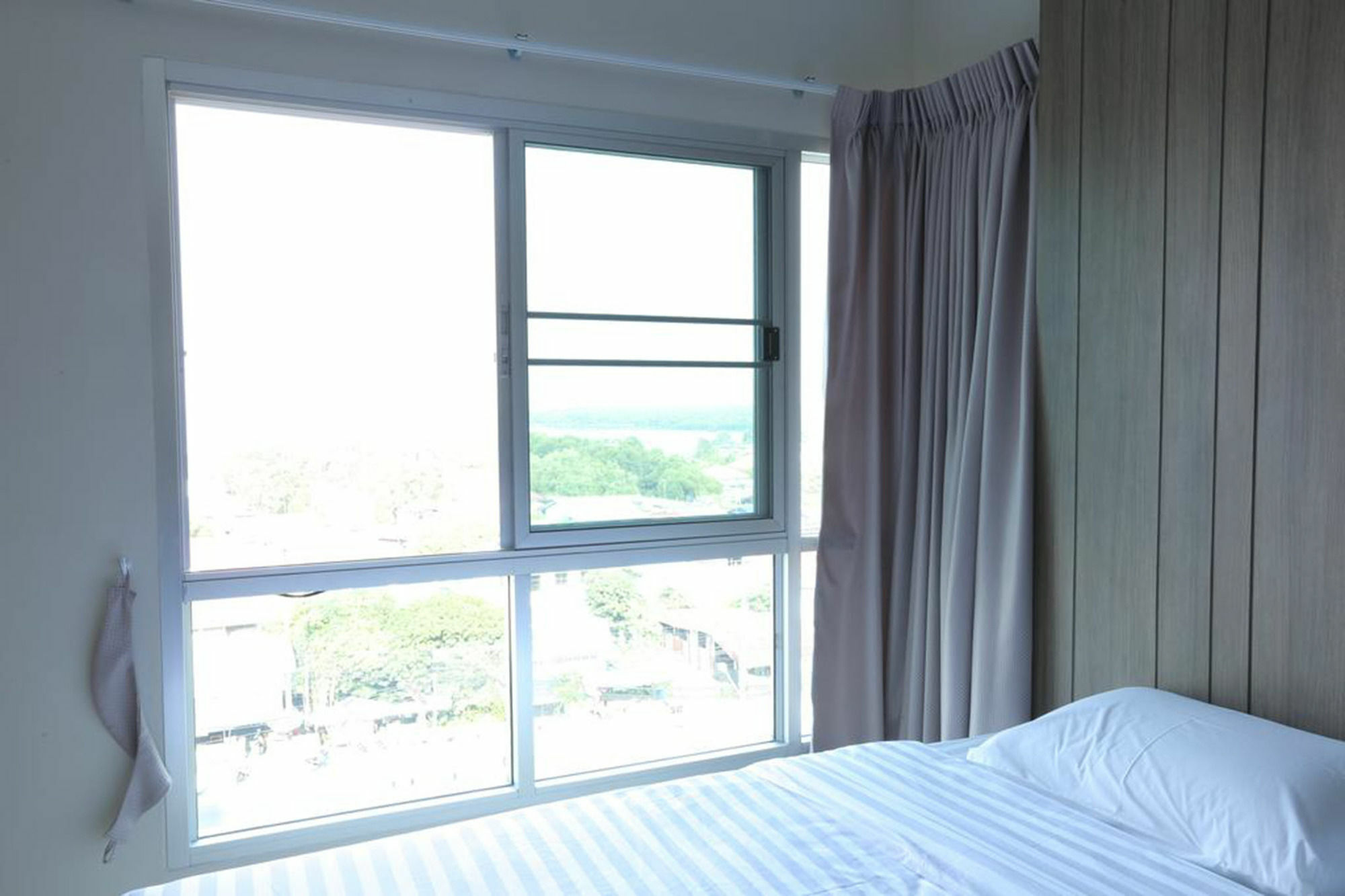 Central Place Serviced Apartment Angsila Çonburi Dış mekan fotoğraf