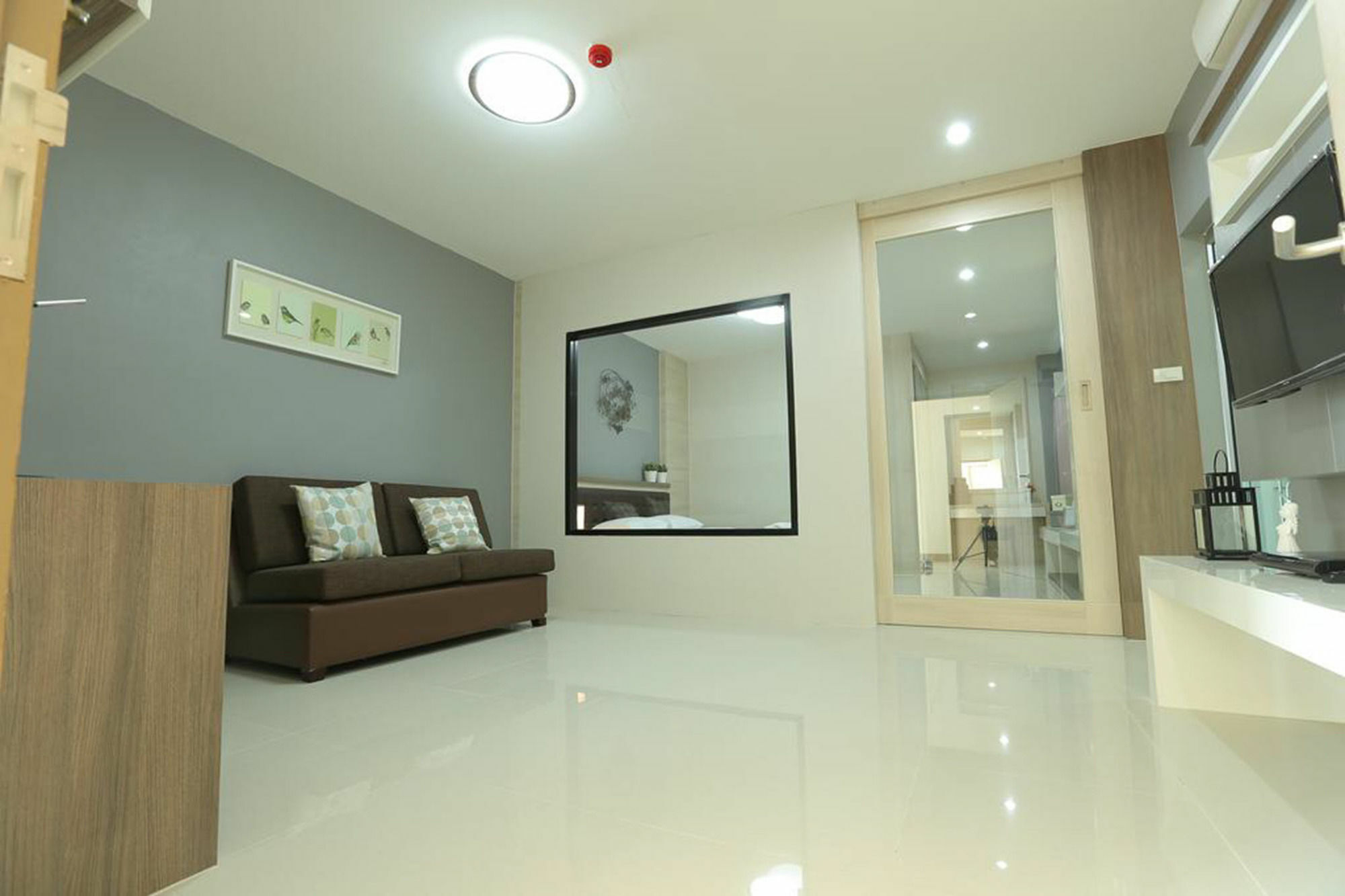 Central Place Serviced Apartment Angsila Çonburi Dış mekan fotoğraf
