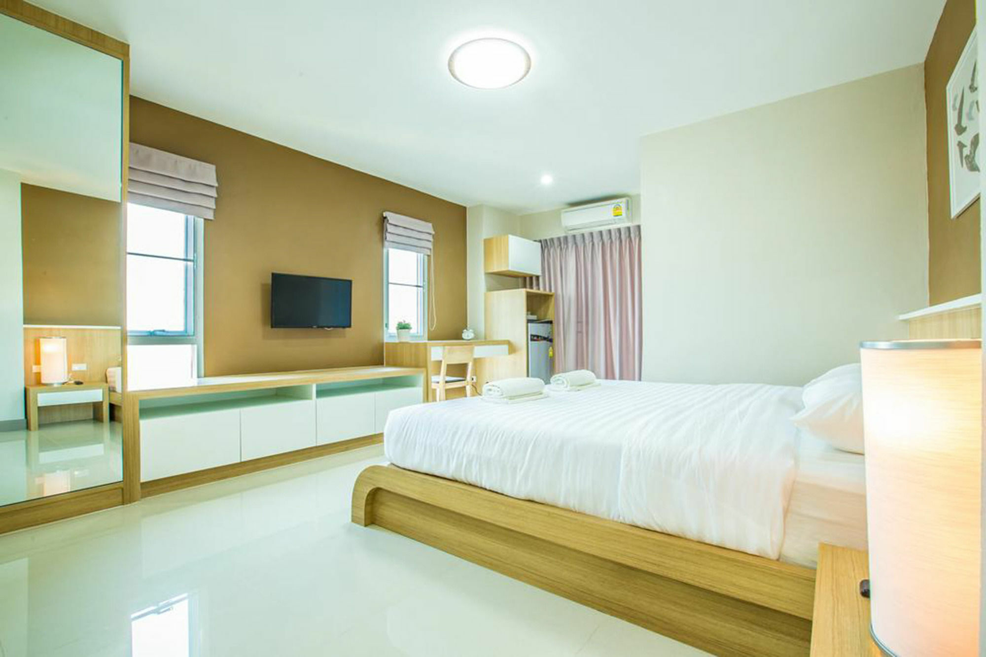 Central Place Serviced Apartment Angsila Çonburi Dış mekan fotoğraf